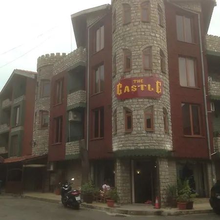 The Castle * بوموري